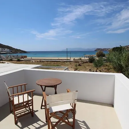 The Three Villas Willa Ios